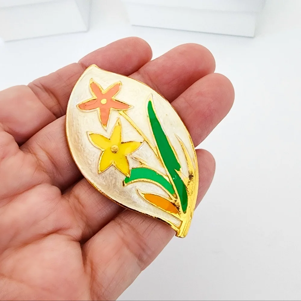 Park Lane vintage brooch pin pendant enamel flower brooch gold  A0252